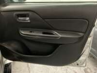 Mitsubishi L200 2021 4p Doble L4/2.5/T Diesel Man 4x4 2021 Mitsubishi L200 Venta Interiores 16