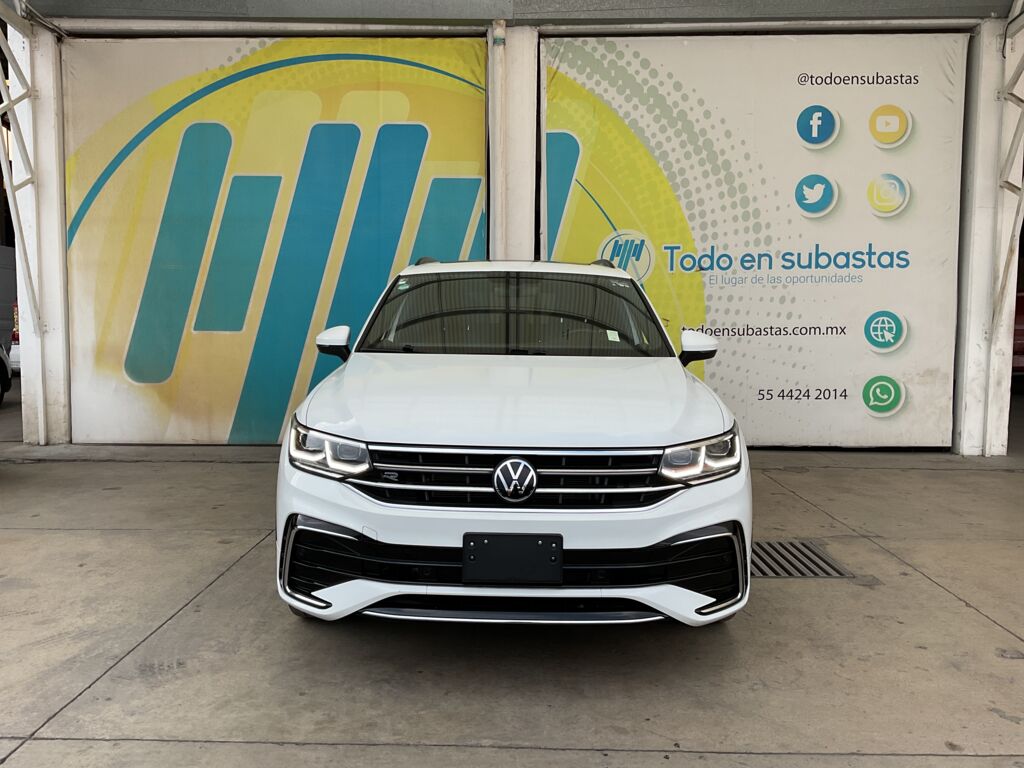Volkswagen Tiguan 2024 5p R-Line L4/1.4/T DSG 2024 Volkswagen Tiguan Venta Exteriores 2