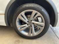 Volkswagen Tiguan 2024 5p R-Line L4/1.4/T DSG 2024 Volkswagen Tiguan Venta Llantas 4