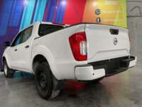 Nissan NP300 Frontier 2022 4p SE L4/2.5 Man 2022 Nissan NP300 Frontier Venta Exteriores 5