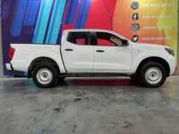 Nissan NP300 Frontier 2022 4p SE L4/2.5 Man 2022 Nissan NP300 Frontier Venta Exteriores 8