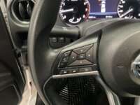 Nissan NP300 Frontier 2022 4p SE L4/2.5 Man 2022 Nissan NP300 Frontier Venta Interiores 5