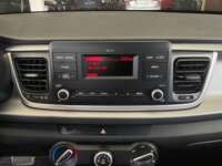 Kia Rio 2023 4p Sedán L L4/1.6 Aut 2023 Kia Rio Venta Interiores 8