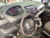 Peugeot Partner 2021 5p L4/1.6/T Diesel Man 2021 Peugeot Partner Venta Interiores 4