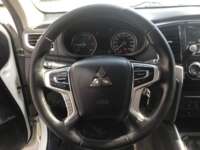 Mitsubishi L200 2023 4p GLX Doble Cabina Diesel Man 4X4 2023 Mitsubishi L200 Venta Interiores 1