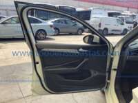 Volkswagen Jetta 2019 4p Trendline L4/1.4/T Aut IMG_0258