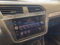 Volkswagen Tiguan 2019 5p Comfortline L4/1.4/T DSG 7/Pas 2019 Volkswagen Tiguan Ingreso Interiores 8
