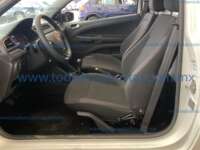 Volkswagen Saveiro 2025 2p Robust L4/1.6 Man A/A 2025 Volkswagen Saveiro Ingreso Interiores 1