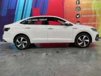 Volkswagen Virtus 2025 4p Highline L3/1.0/T Tiptronic 2025 Volkswagen Virtus Venta Exteriores 8