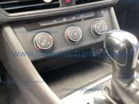 Volkswagen Jetta 2019 4p Trendline L4/1.4/T Aut 2019 Volkswagen Jetta Ingreso Interiores 10