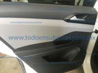 Volkswagen Taos 2023 5p Comfortline L4/1.4/T Tiptronic 2023 Volkswagen Taos Ingreso Interiores 16