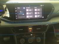 Volkswagen Taos 2023 5p Comfortline L4/1.4/T Tiptronic 2023 Volkswagen Taos Ingreso Interiores 8