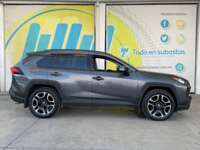 Toyota RAV4 2021 5p Adventure L4/2.5 ECT-i AWD 2021 Toyota RAV4 Venta Exteriores 4