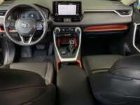 Toyota RAV4 2021 5p Adventure L4/2.5 ECT-i AWD 2021 Toyota RAV4 Venta Interiores 4