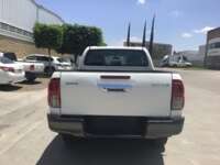 Toyota Hilux 2023 4p Doble Cabina SR L4/2.7 Man 2023 Toyota Hilux Venta Exteriores 6