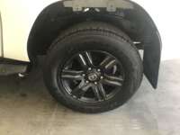 Toyota Hilux 2023 4p Doble Cabina SR L4/2.7 Man 2023 Toyota Hilux Venta Llantas 7