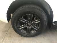 Toyota Hilux 2023 4p Doble Cabina SR L4/2.7 Man 2023 Toyota Hilux Venta Llantas 10