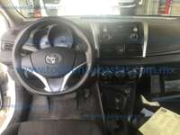 Toyota Yaris 2017 4p Sedán Core L4/1.5 CVT 2017 Toyota Yaris Ingreso Interiores 2