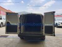 Volkswagen Caddy 2024 4p Maxi Cargo TDI L4/2.0/T A/A Man IMG_1735
