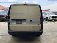 Volkswagen Caddy 2024 4p Maxi Cargo TDI L4/2.0/T A/A Man IMG_1709