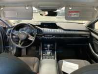 Mazda 3 2022 4p Sedán i Sport L4/2.5 Skyactive-Drive 2022 Mazda 3 Ingreso Interiores 20