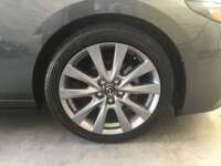 Mazda 3 2022 4p Sedán i Sport L4/2.5 Skyactive-Drive 2022 Mazda 3 Venta Llantas 1