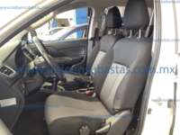 Mitsubishi L200 2022 4p GLX Doble Cabina L4/2.4 Man IMG_1565
