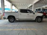 Chevrolet Cheyenne 2022 4p High Country LTZ Doble Cabina V8/6.2 Aut 4X4 Línea Nueva IMG_5068