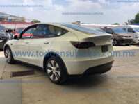 Tesla Modelo Y 2023 5p EV 60kWh Aut IMG_1864