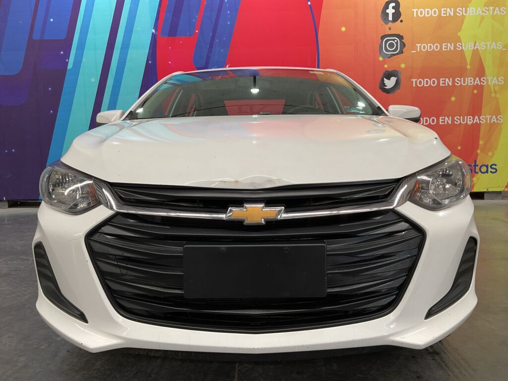 Chevrolet Onix 2023 4p LS L3/1.3 Man    2023 Chevrolet Onix Venta Exteriores 2