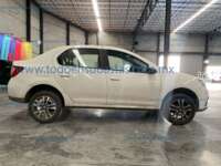 Renault Logan 2023 4p Intens L4/1.6 CVT IMG_4630