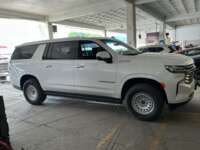 Chevrolet Suburban 2024 High Country, 6.2L, V8, PAQ G IMG_5448