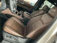 Chevrolet Suburban 2024 High Country, 6.2L, V8, PAQ G IMG_5461