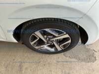 Hyundai Grand i10 2023 5p GLS L4/1.2 Aut IMG_9914