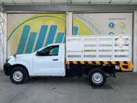 Nissan NP300 Estacas 2020 2p L4/2.5 Man Paq. Seg. 2020 Nissan NP300 Estacas Venta Exteriores 8