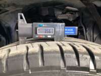 Nissan NP300 Estacas 2020 2p L4/2.5 Man Paq. Seg. 2020 Nissan NP300 Estacas Venta Llantas 3
