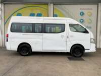 Nissan Urvan 2020 4p L4/2.5 Man 15/Pas Paq. Seg.  2020 Nissan Urvan Venta Exteriores 4