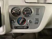 Nissan Urvan 2020 4p L4/2.5 Man 15/Pas Paq. Seg.  2020 Nissan Urvan Venta Interiores 8