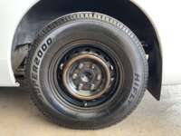 Nissan Urvan 2020 4p L4/2.5 Man 15/Pas Paq. Seg.  2020 Nissan Urvan Venta Llantas 4