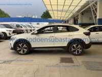 Volkswagen Nivus 2024 5p Highline L3/1.0/T Aut IMG_3106