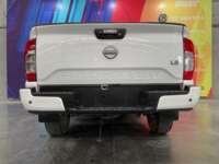 Nissan NP300 Frontier 2023 4p LE L4/2.5 Aut 2023 Nissan NP300 Frontier Venta Exteriores 6