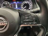Nissan NP300 Frontier 2023 4p LE L4/2.5 Aut 2023 Nissan NP300 Frontier Venta Interiores 6