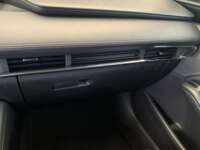 Mazda 3 2022 4p Sedán i Grand Touring L4/2.5 Skyactiv-Drive 2022 Mazda 3 Venta Interiores 11