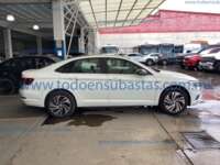 Volkswagen Jetta 2019 4p Highline L4/1.4/T Aut 2019 Volkswagen Jetta Ingreso Exteriores 3