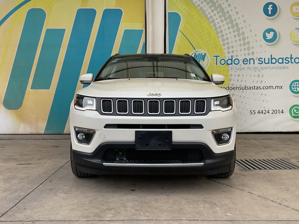 Jeep Compass 2021 5p Limited Premium L4/2.4 4X2 Aut 2021 Jeep Compass Venta Exteriores 2
