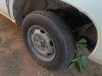 Nissan NP300 Estacas 2002  2002 Nissan NP300 Estacas Venta Llantas 2