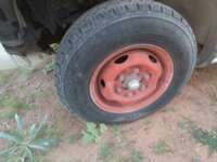 Nissan NP300 Estacas 2002  2002 Nissan NP300 Estacas Venta Llantas 4