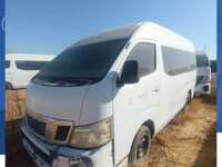 Nissan Urvan 2017  2017 Nissan Urvan Venta Llantas 5