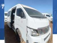 Nissan Urvan 2015  2015 Nissan Urvan Venta Llantas 5