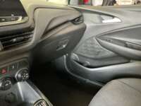 Chevrolet Onix 2024 4p LS L3/1.3 Man IMG_1210